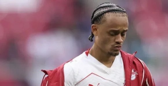 无缘世界杯，哈维-西蒙斯：很心碎，需要一些时间接受一切