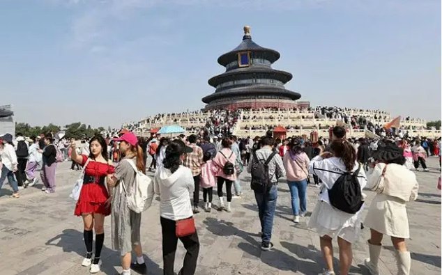 五一沪蓉战门票预售超八成刷新纪录