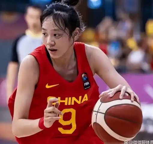孙晨曦徐正鹏表现说明，西班牙U19三级联赛强度太低了