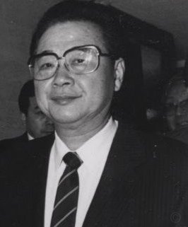 困局中的权宜之计：李霄鹏的“合适”分析